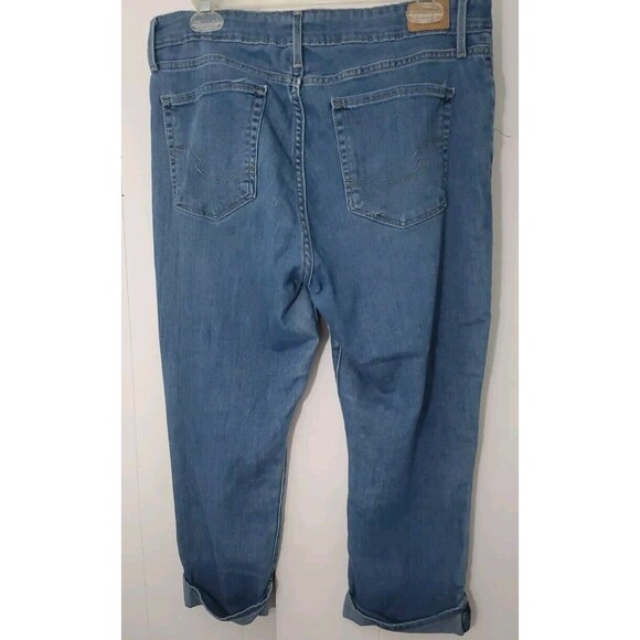 LEVI STRAUS SIGNATURE Mid RISE DENIM CAPRI Cuffed PANT SIZE 14 - Picture 7 of 10
